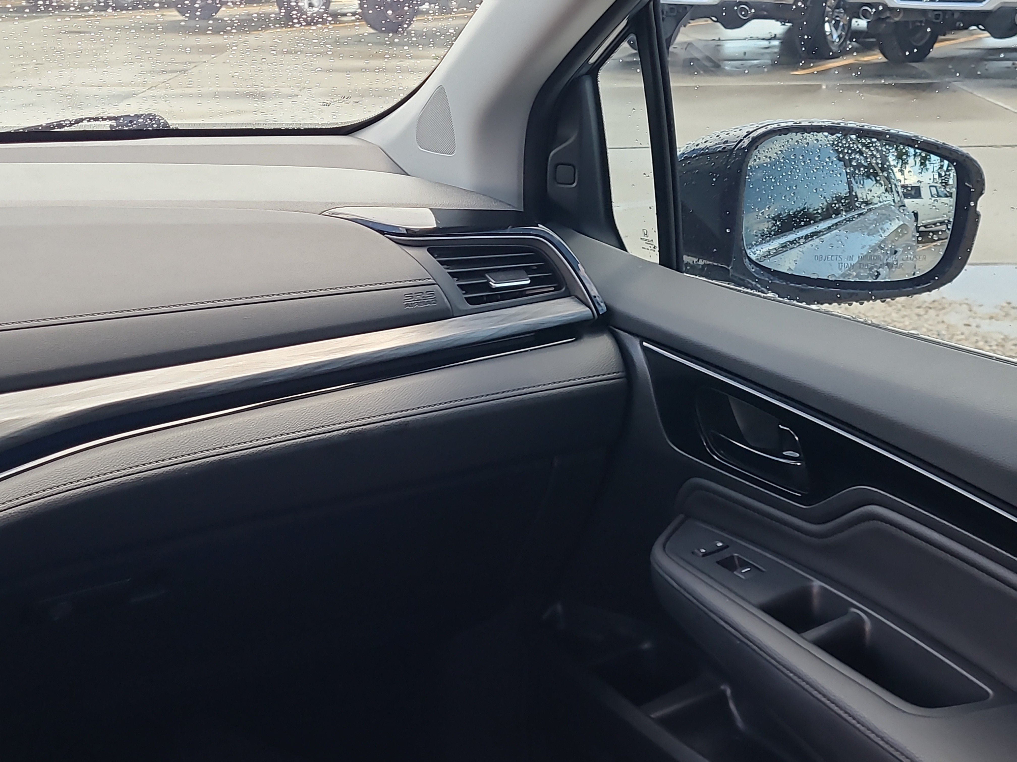 Used 2025 Honda Odyssey Elite image 17