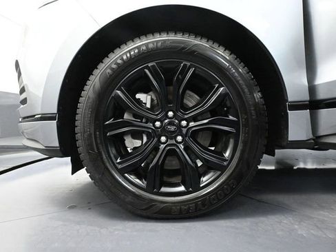 Used 2024 Ford Edge SE w/ Black Appearance Package AWD/4WD image 17
