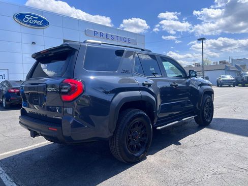 Used 2025 Toyota 4Runner TRD Off-Road Premium w/ Tow Technology Package image 9