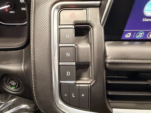 Used 2021 GMC Yukon SLT image 44