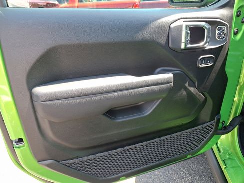 New 2025 Jeep Wrangler Unlimited Sport image 10