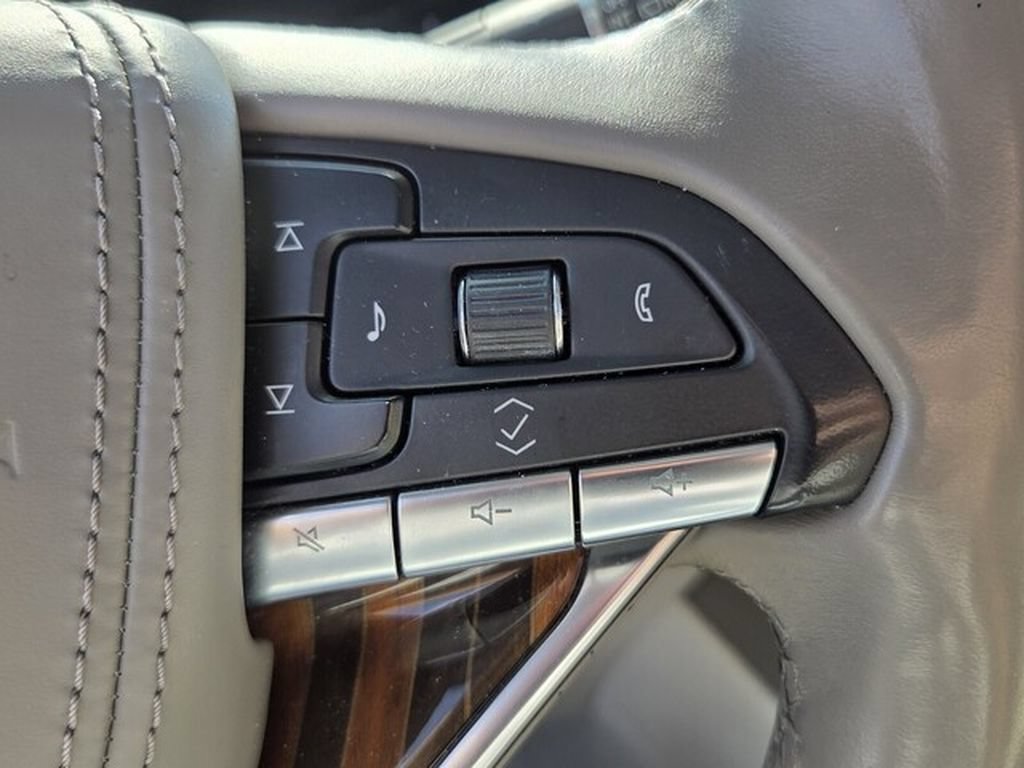Used 2022 Cadillac Escalade ESV Sport Platinum RWD image 29