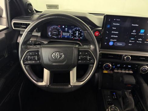 Used 2025 Toyota 4Runner TRD Off-Road Premium w/ Tow Technology Package AWD/4WD image 11