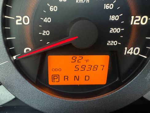 Used 2010 Toyota RAV4 Limited AWD/4WD image 45