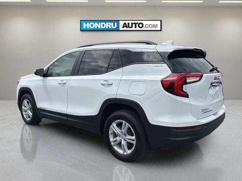 Used 2024 GMC Terrain SLE w/ Driver Convenience Package AWD/4WD image 3