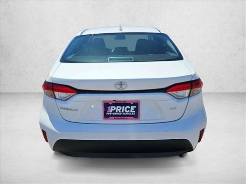 Used 2023 Toyota Corolla LE FWD image 7