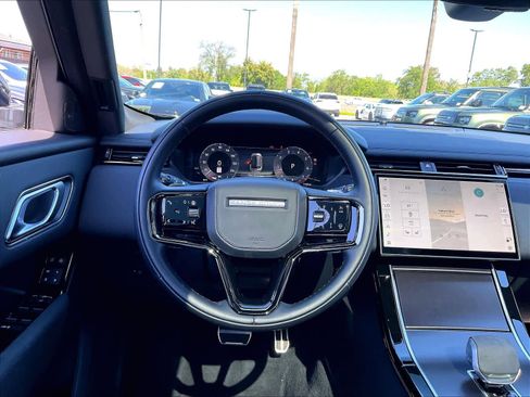 Used 2026 Land Rover Range Rover Velar Dynamic SE AWD/4WD image 8