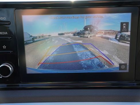 Used 2022 Kia K5 LXS image 30