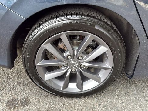 Used 2020 Honda Civic EX image 11