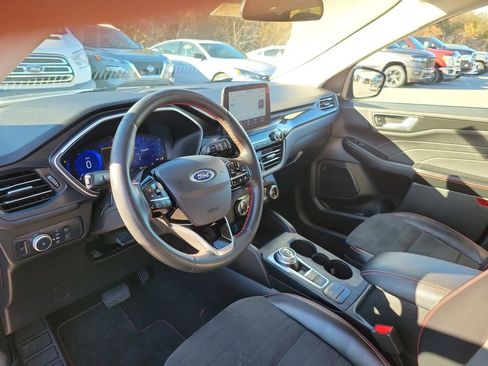 Used 2022 Ford Escape SEL w/ SEL Stealth AWD Package image 10