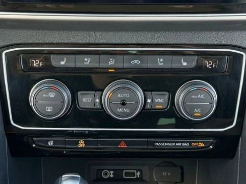 Used 2019 Volkswagen Atlas SEL Premium image 43