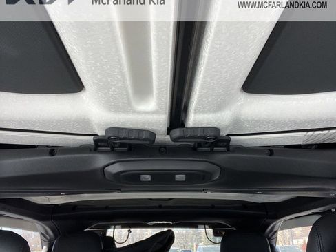 Used 2024 Jeep Wrangler Unlimited Rubicon 4xe image 24