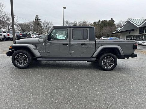 Used 2021 Jeep Gladiator Overland w/ LED Lighting Group image 2