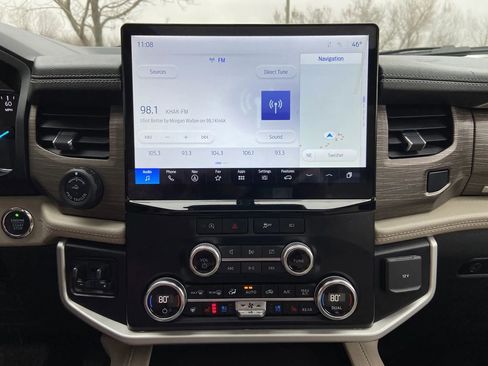 Used 2023 Ford Expedition Max Limited image 20