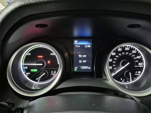 Certified 2024 Toyota Camry LE image 20