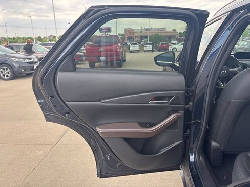 Used 2024 MAZDA CX-30 AWD 2.5 S w/ Premium Package image 38