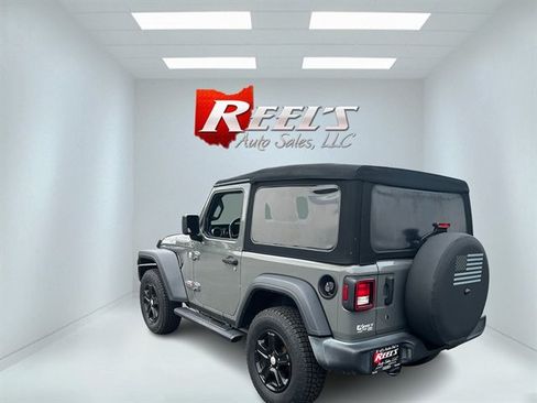 Used 2019 Jeep Wrangler Sport AWD/4WD image 10