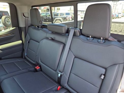 New 2026 GMC Sierra 1500 Elevation w/ Elevation Premium Package AWD/4WD image 16