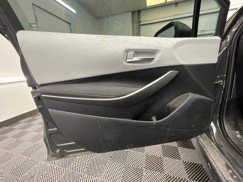 Used 2025 Toyota Corolla SE FWD image 10