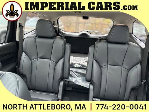 New 2025 Subaru Ascent Bronze Edition image 16