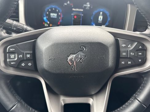 Certified 2025 Ford Bronco Outer Banks image 25