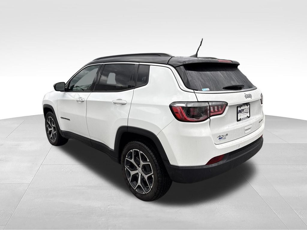 Used 2024 Jeep Compass Limited AWD/4WD image 6