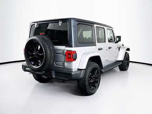 Used 2023 Jeep Wrangler Unlimited Sahara w/ Cold Weather Group AWD/4WD image 9