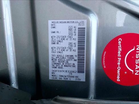 Used 2023 Nissan Rogue SL w/ SL Premium Package image 31