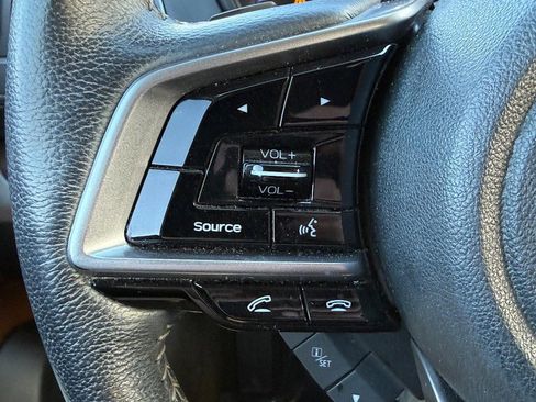 Used 2018 Subaru Outback 2.5i Touring image 18