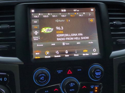 Used 2019 RAM 1500 Classic Warlock image 24