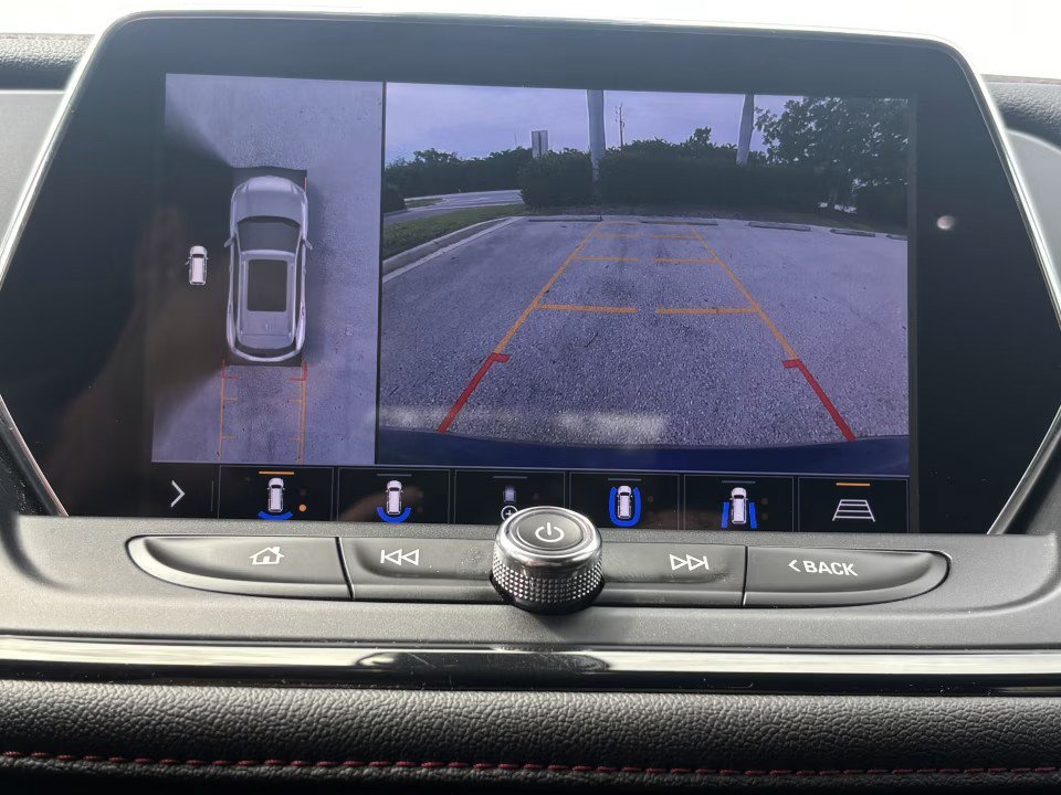 Used 2020 Chevrolet Blazer RS FWD image 23