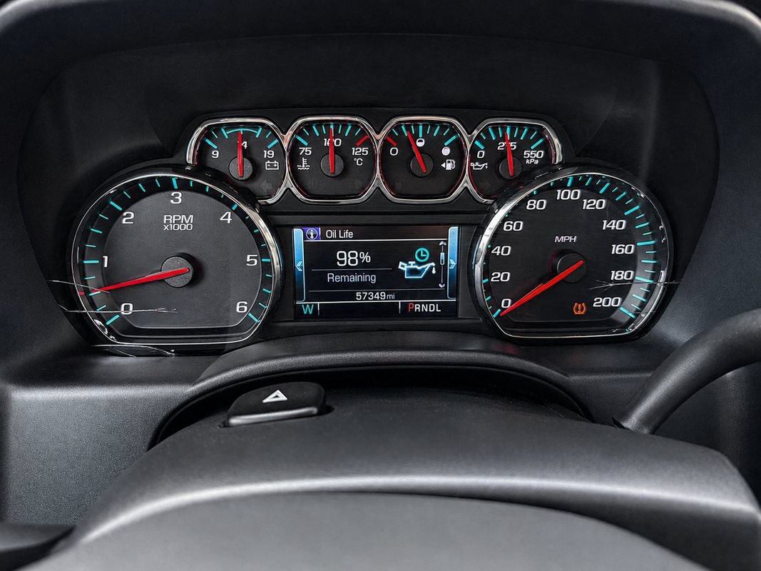 Used 2019 Chevrolet Silverado 1500 LT AWD/4WD image 16