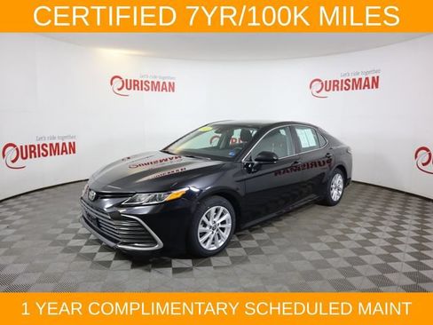 Used 2023 Toyota Camry LE FWD image 4