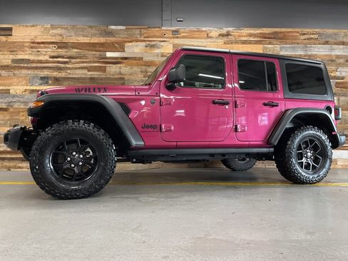 Used 2024 Jeep Wrangler Unlimited Sport AWD/4WD image 40