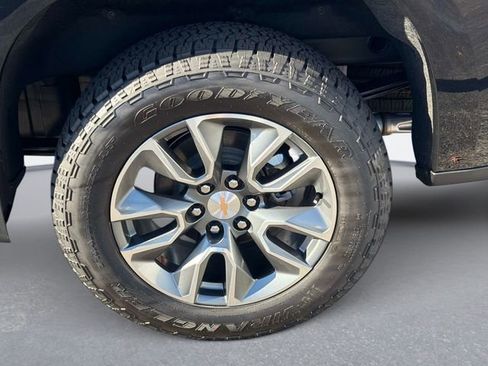 Used 2026 Chevrolet Silverado 1500 LT image 11