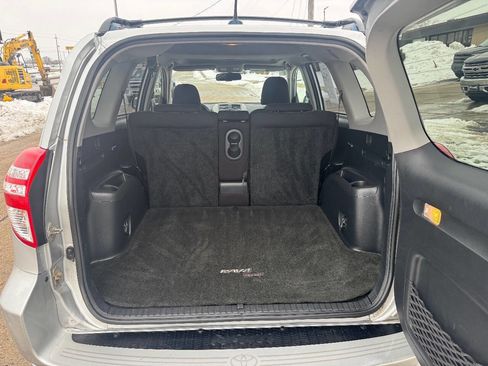 Used 2009 Toyota RAV4 Sport image 9
