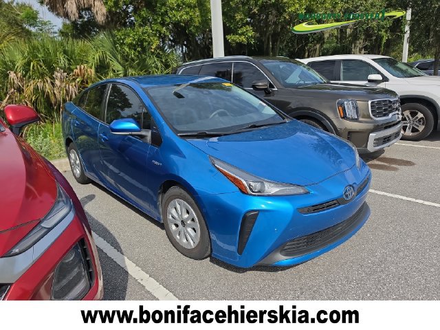 Used 2022 Toyota Prius LE FWD image 1