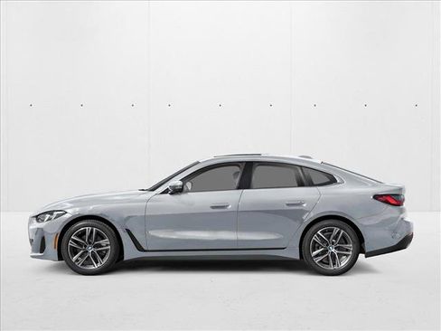 New 2026 BMW 430i w/ M Sport Package RWD image 3