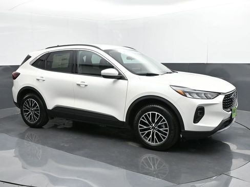 New 2024 Ford Escape SE image 8