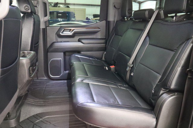 Used 2022 Chevrolet Silverado 1500 RST w/ Protection Package AWD/4WD image 9