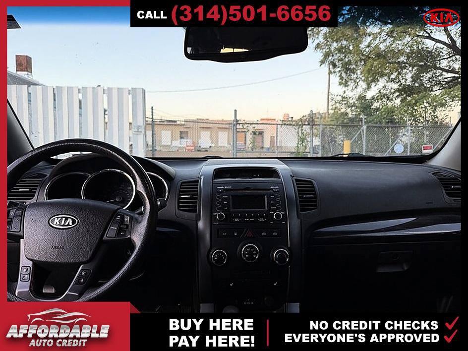 Used 2012 Kia Sorento LX w/ Convenience Pkg FWD image 12