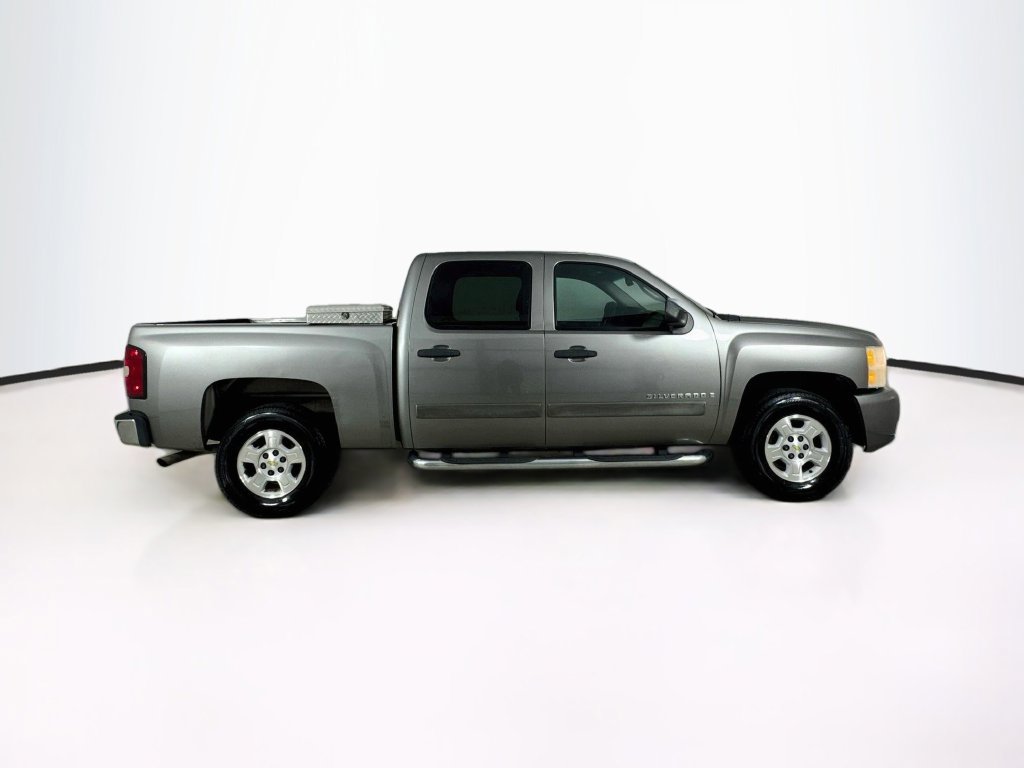 Used 2008 Chevrolet Silverado 1500 LT w/ Power Pack Plus RWD image 9