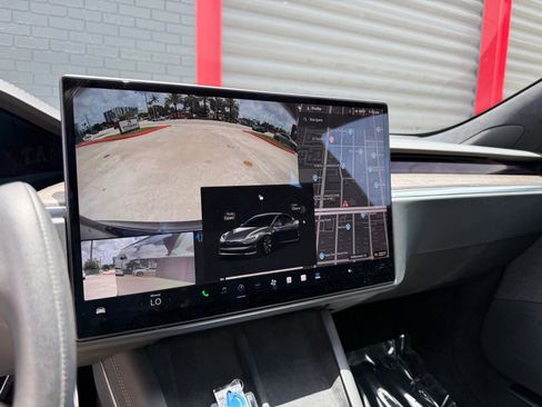 Used 2023 Tesla Model S AWD/4WD image 27