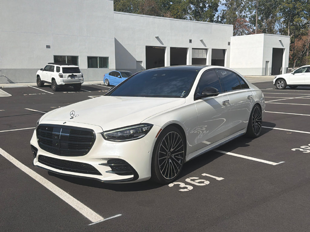 Used 2023 Mercedes-Benz S 580 4MATIC Sedan image 3