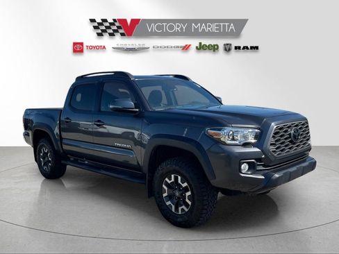 Used 2021 Toyota Tacoma TRD Off-Road AWD/4WD image 7