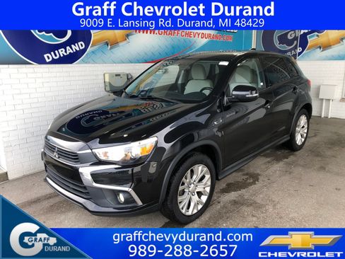 Used 2017 Mitsubishi Outlander Sport ES FWD image 1