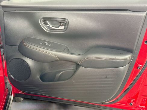 Certified 2025 Honda HR-V Sport image 27