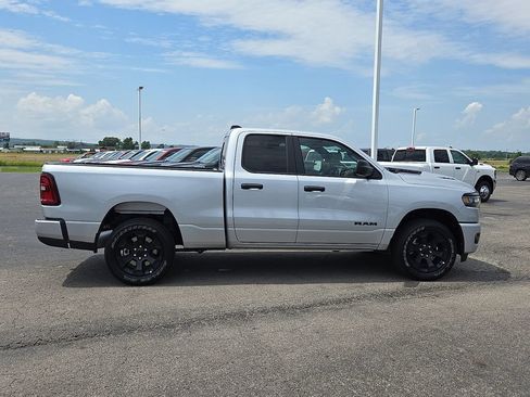 New 2026 RAM 1500 Express AWD/4WD image 7