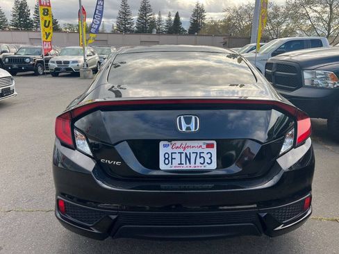 Used 2018 Honda Civic LX-P image 8