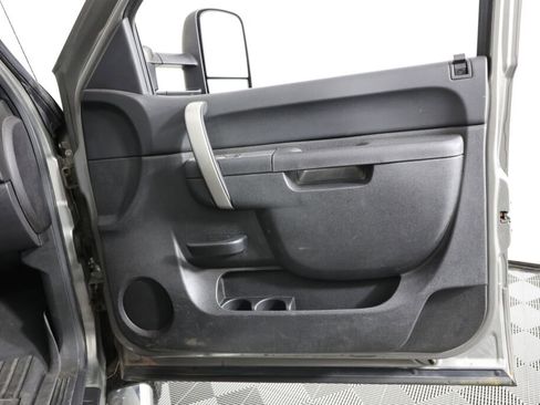 Used 2012 GMC Sierra 2500 SLE w/ SLE Preferred Package image 25